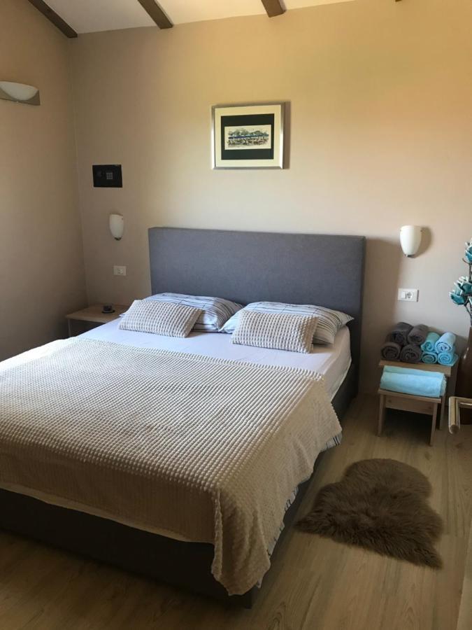 Apartments Maslina Примоштен Екстер'єр фото