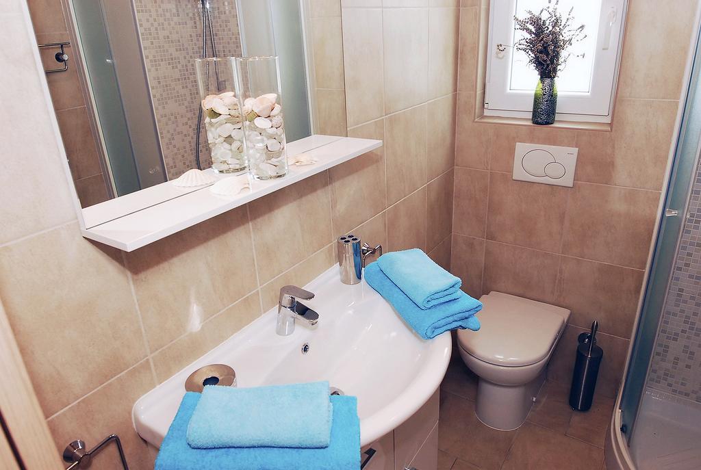 Apartments Maslina Примоштен Екстер'єр фото